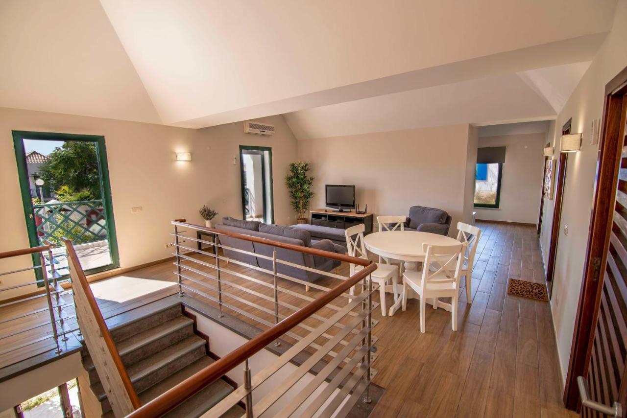 Holiday House In Elite Residential Area Of Фару Экстерьер фото