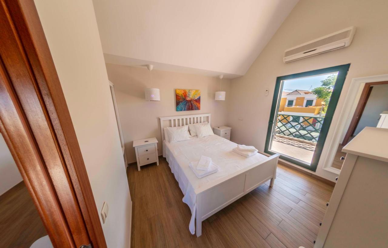 Holiday House In Elite Residential Area Of Фару Экстерьер фото